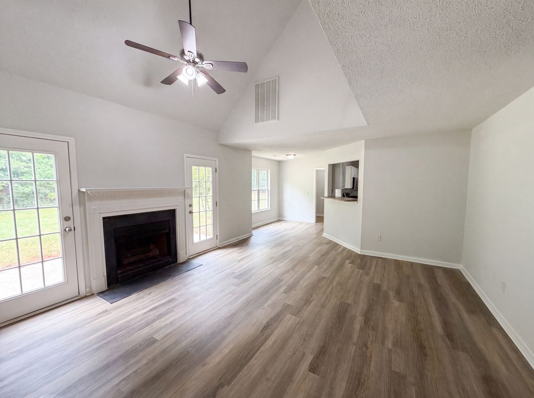 Photo 6 of 17 of 520 Patriot Way, West Union, SC