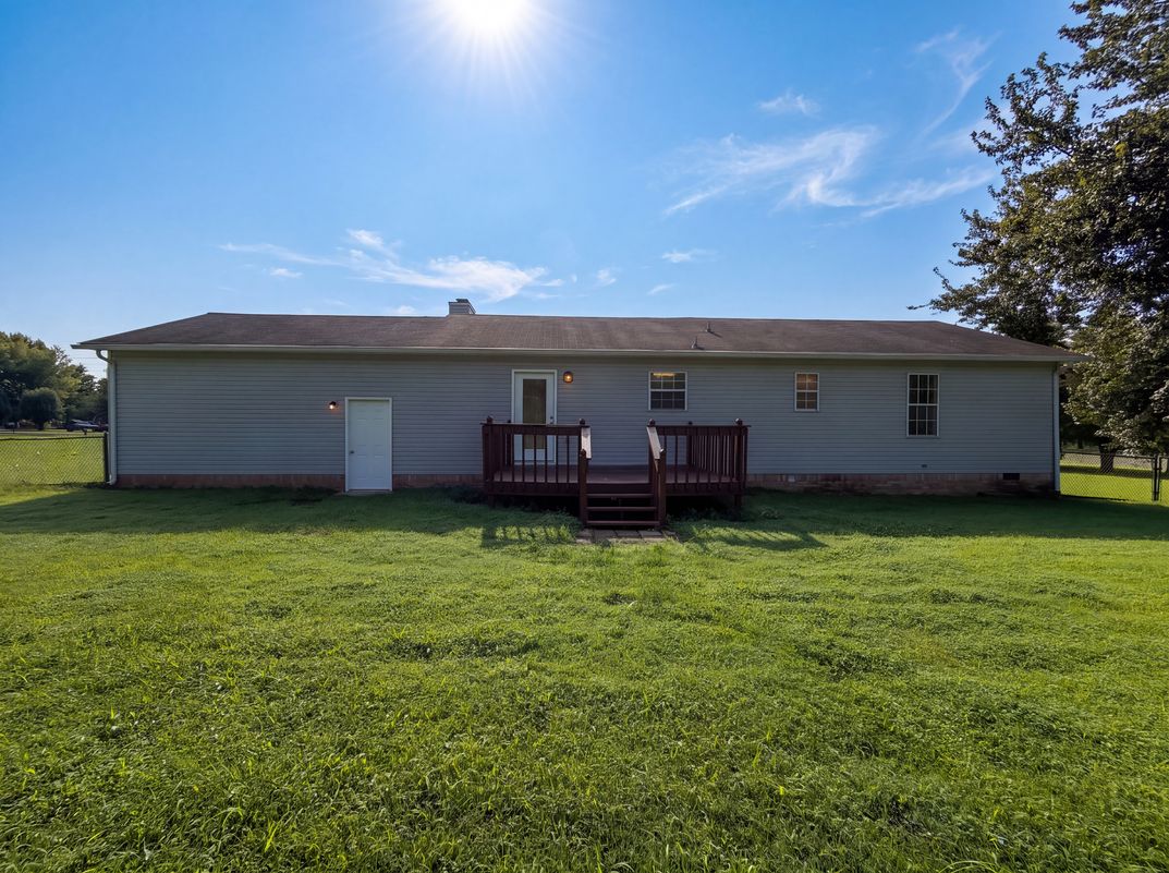 Photo 20 of 22 of 1112 Claire Dr, Spring Hill, TN