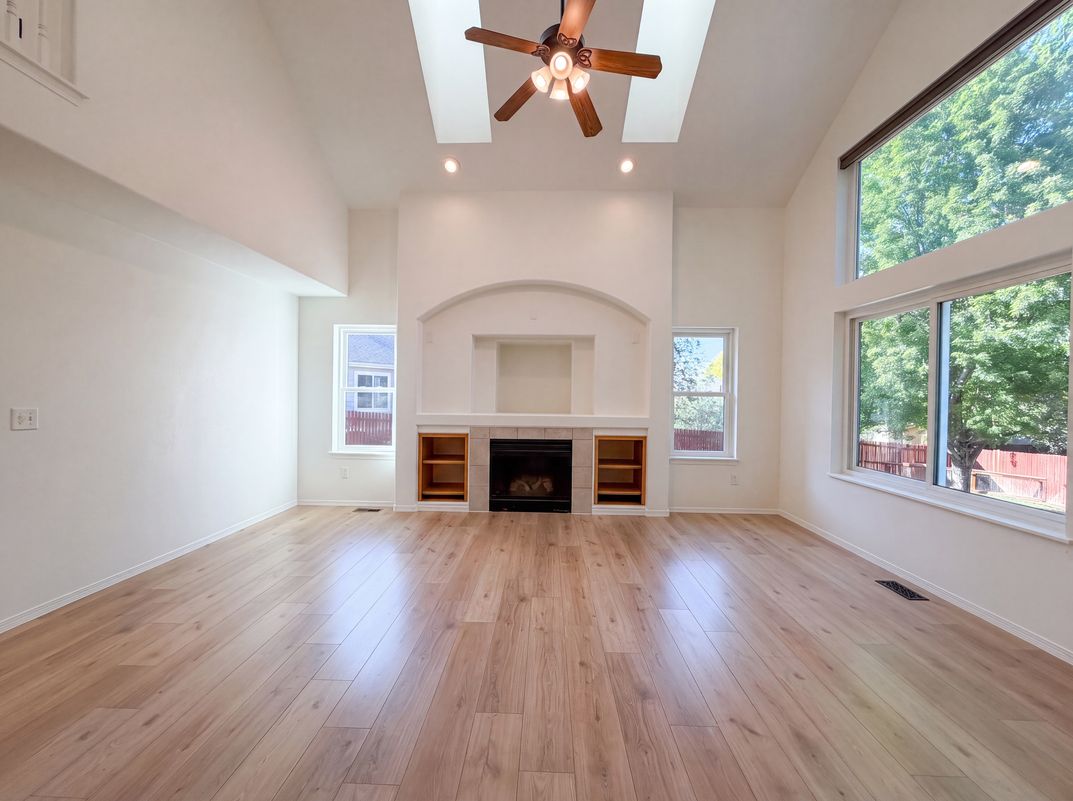 Photo 11 of 48 of 10562 Falcon St, Longmont, CO