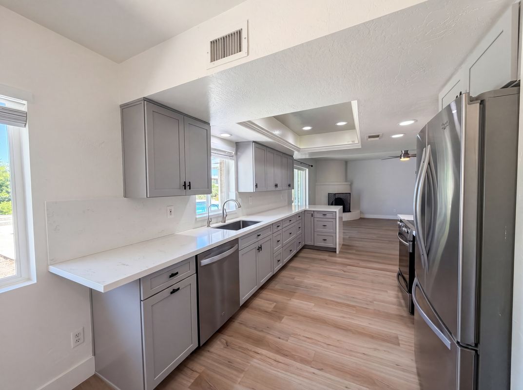 Photo 6 of 22 of 3028 E Marilyn Rd, Phoenix, AZ