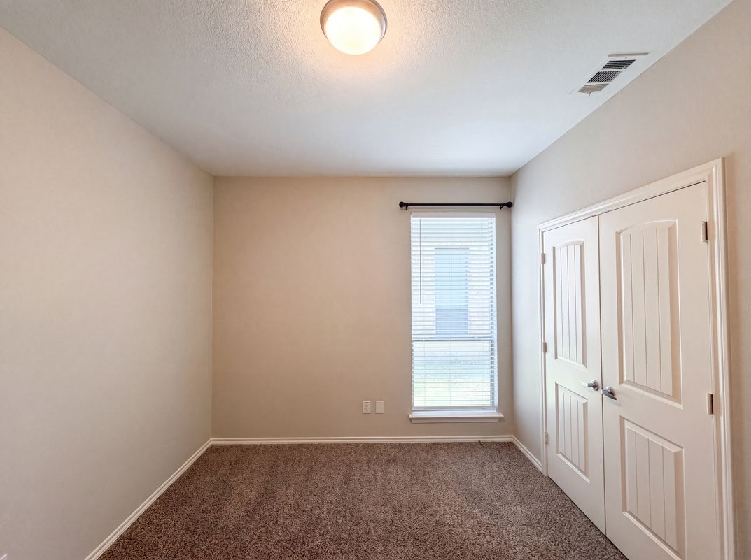 Photo 16 of 20 of 1205 Kachina Ln, Haslet, TX