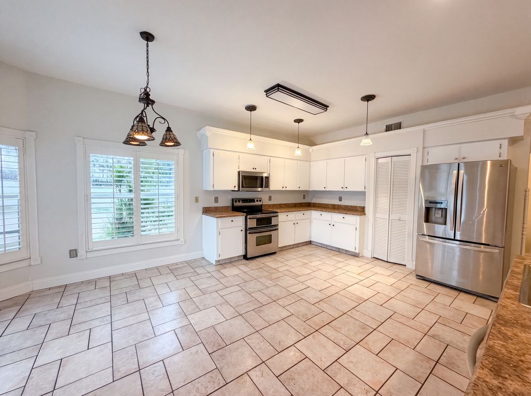 Property photo 2 of 1701 Larabie Ct