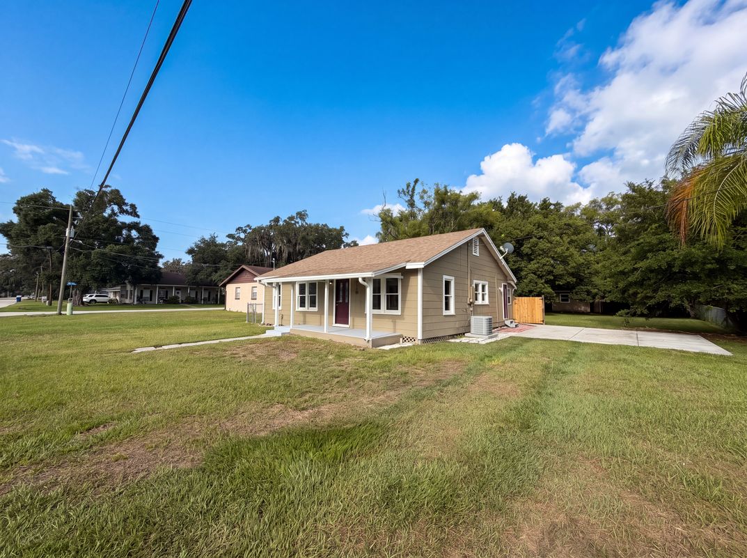 Photo 21 of 24 of 718 Alabama Ave, Saint Cloud, FL