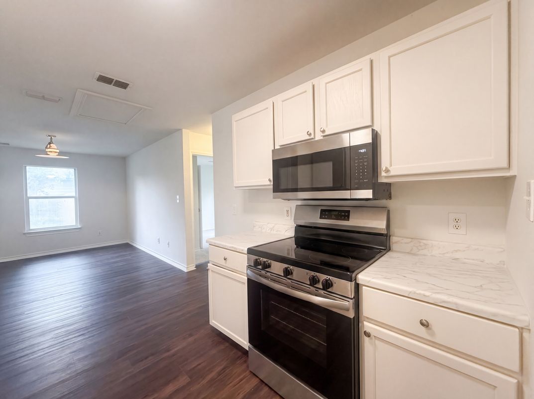 Property photo 2 of 721 Roosevelt Dr