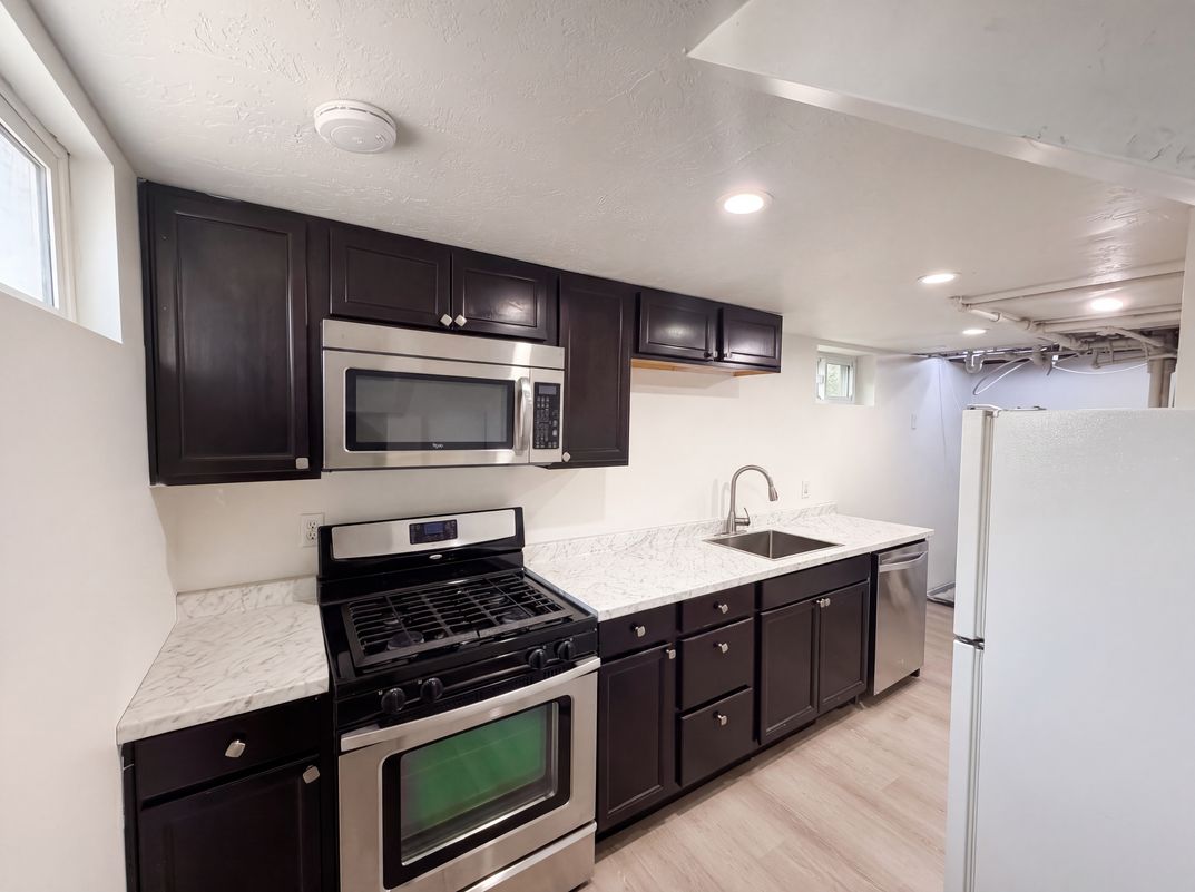 Photo 15 of 23 of 116 Ross Dr, Clearfield, UT