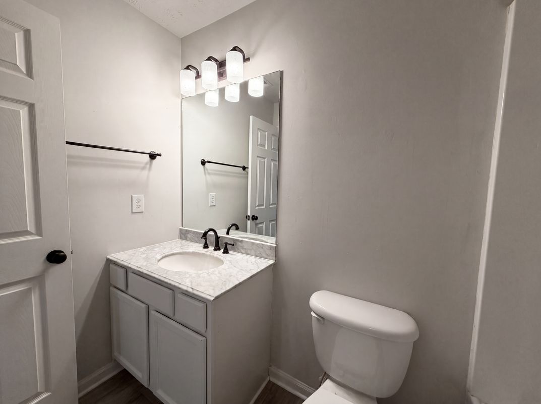 Photo 14 of 21 of 1125 Sima Shabat Ct, La Vergne, TN
