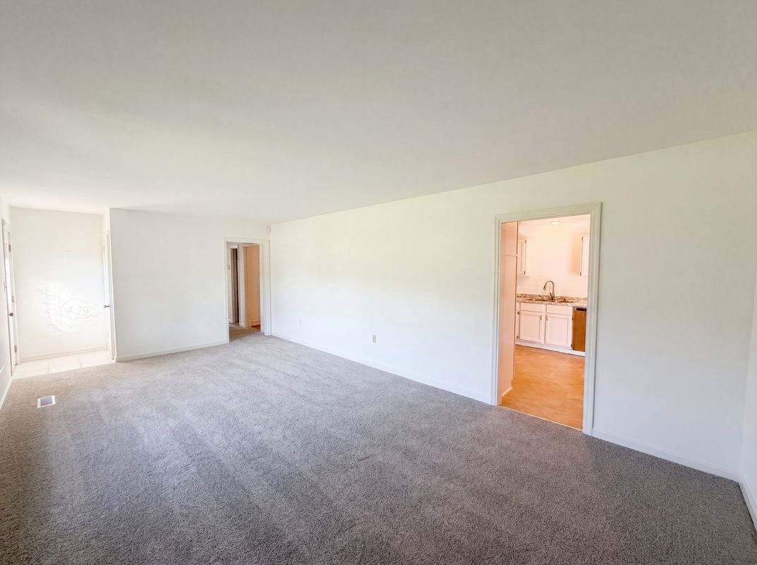 Photo 16 of 25 of 2205 Adair Dr, Knoxville, TN