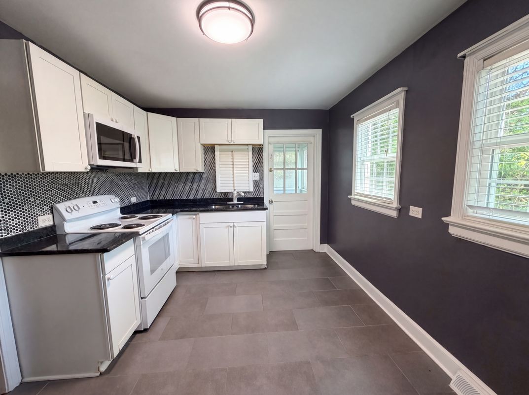 Photo 2 of 16 of 127 Nelson St, Durham, NC