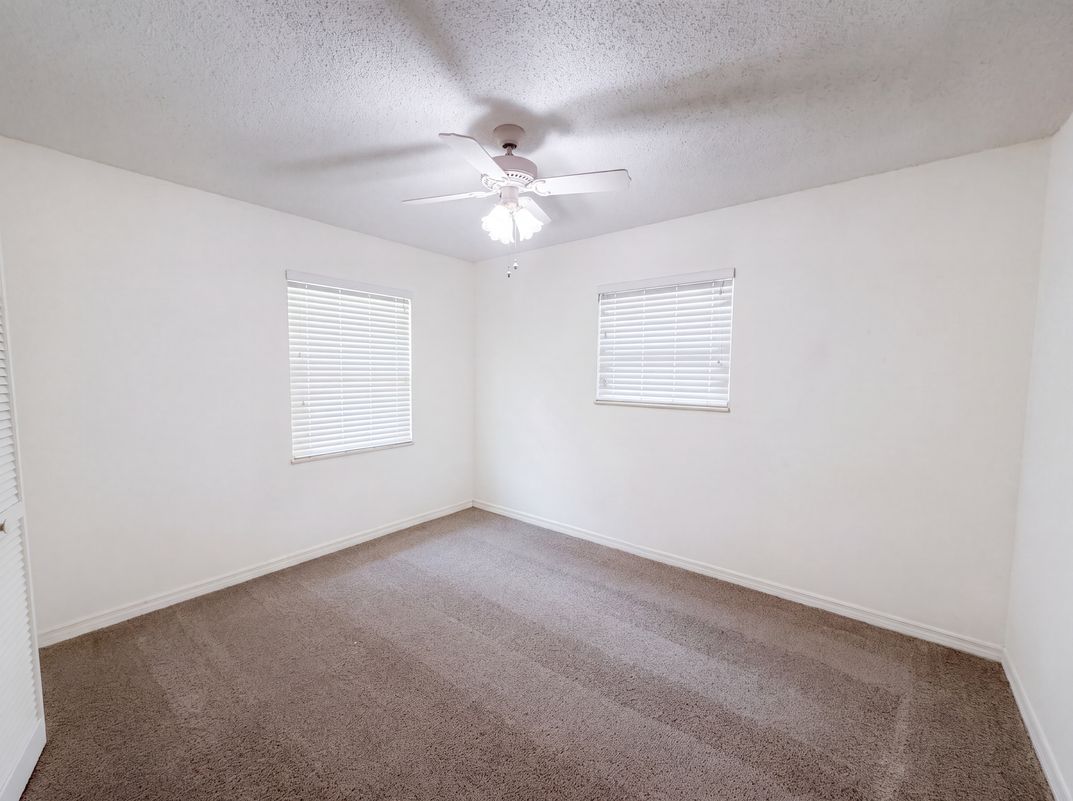 Photo 11 of 19 of 228 Bob White Ct, Daytona Beach, FL