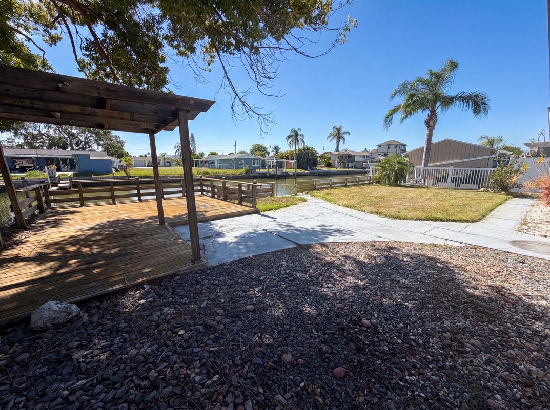 Photo 28 of 30 of 13638 Evelane Dr, Hudson, FL