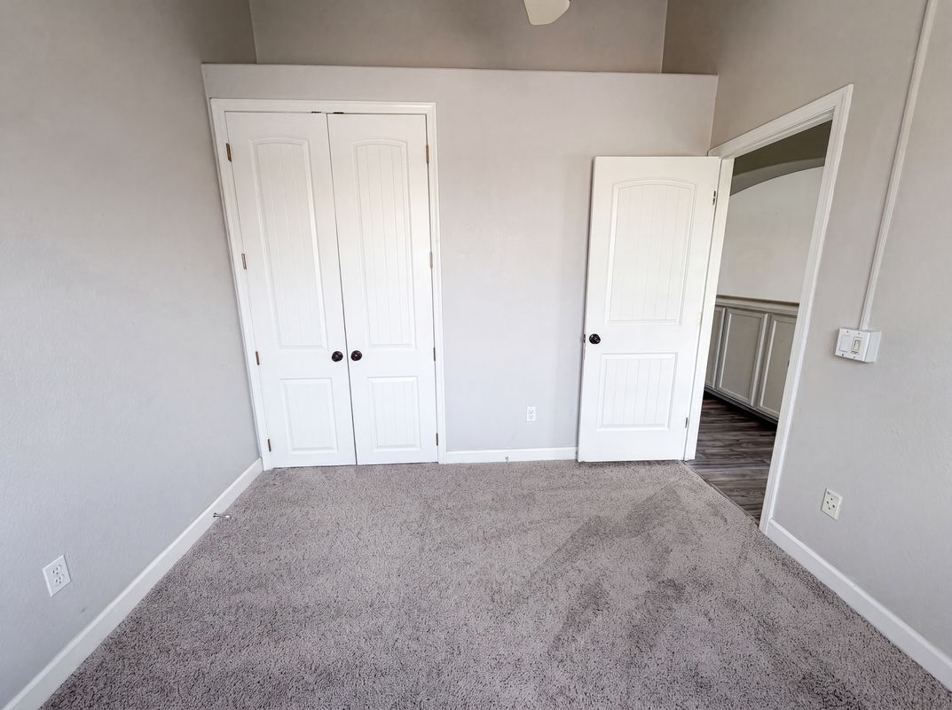 Photo 17 of 30 of 16245 W Tonto St, Goodyear, AZ
