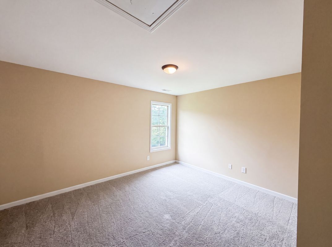 Photo 11 of 17 of 2720 Kinsley Pl, Raleigh, NC