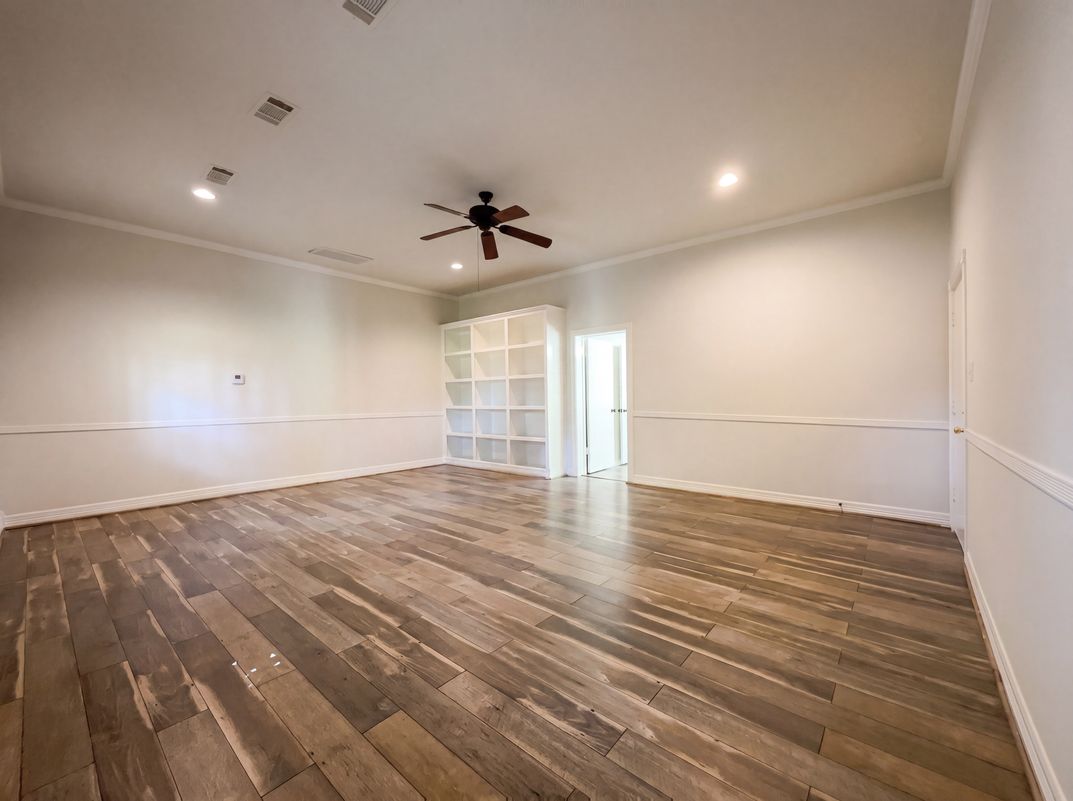 Photo 11 of 21 of 241 Greenbriar Dr, Livingston, TX
