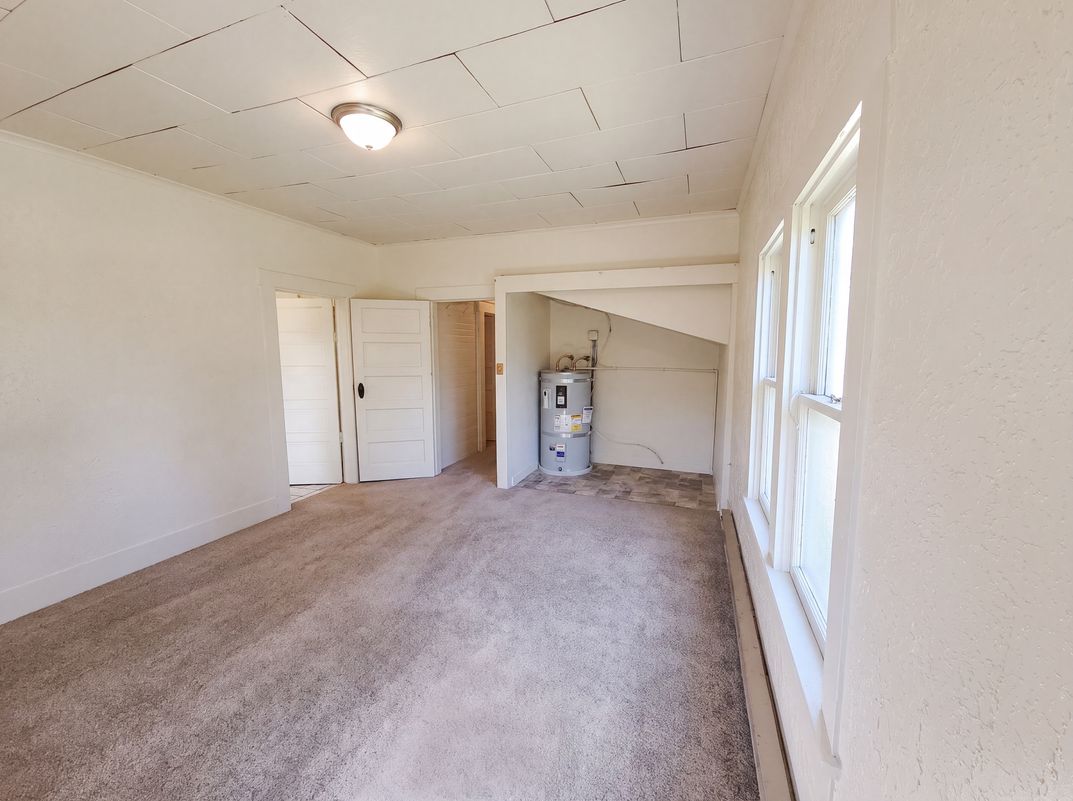 Photo 21 of 29 of 1011 Almaden St, Eugene, OR