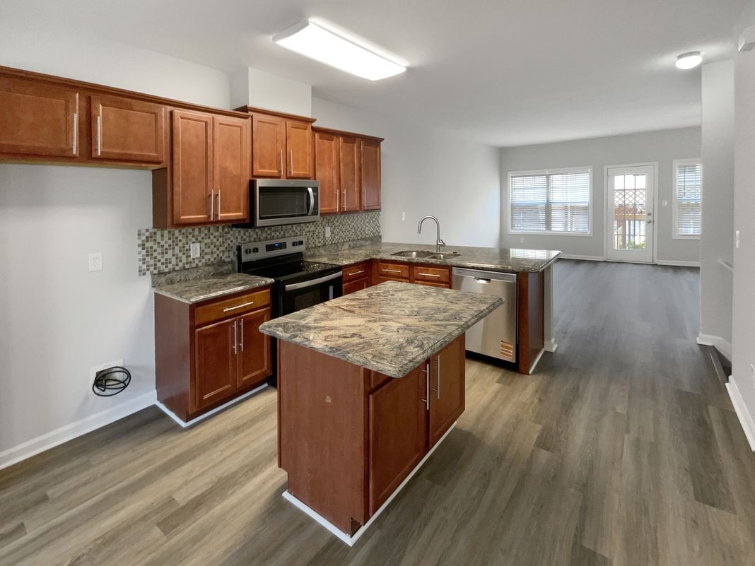 Photo 27 of 52 of 1622 Halliard Dr, Lawrenceville, GA