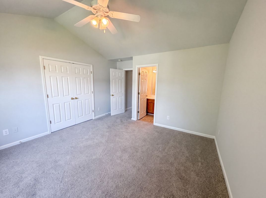 Photo 4 of 45 of 615 Graythorn Ln, Greenville, SC