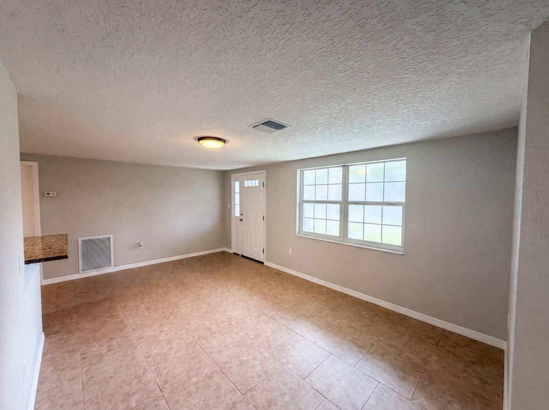 Photo 7 of 30 of 7037 Green St, New Port Richey, FL
