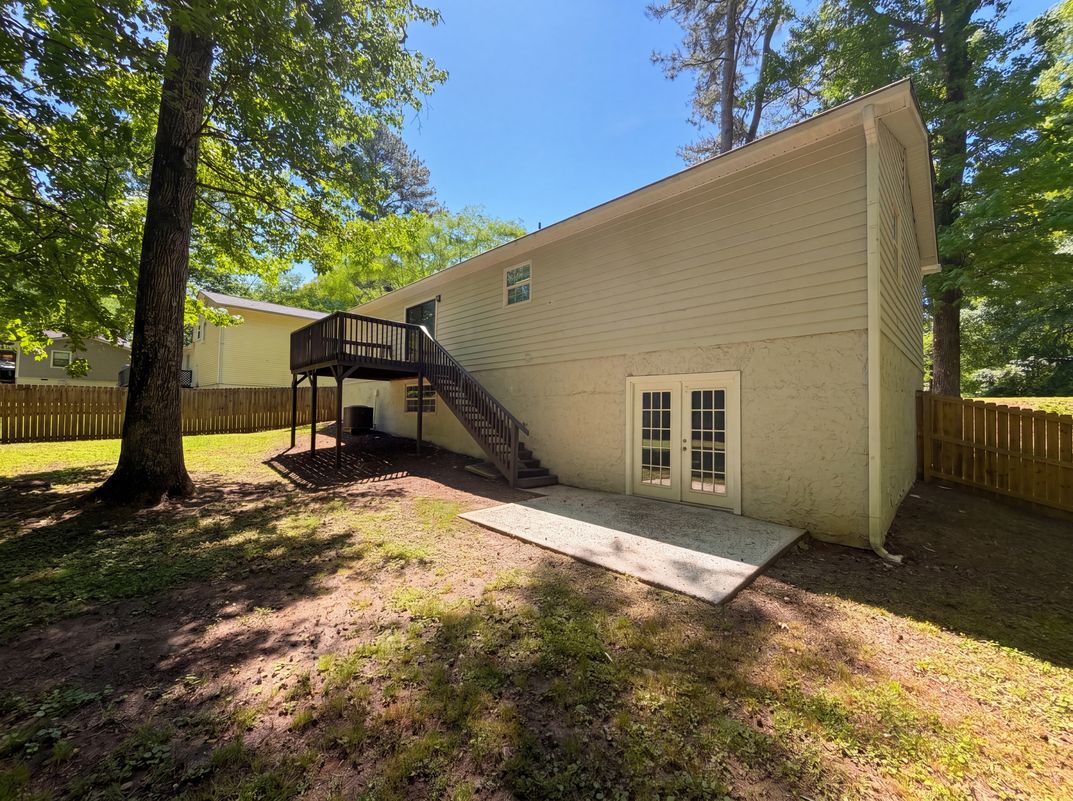 Photo 5 of 22 of 3000 Wilkes Plantation Way, Douglasville, GA