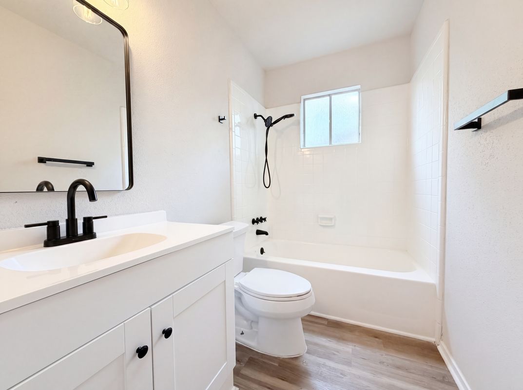 Photo 7 of 17 of 208 Forest Way, Schertz, TX
