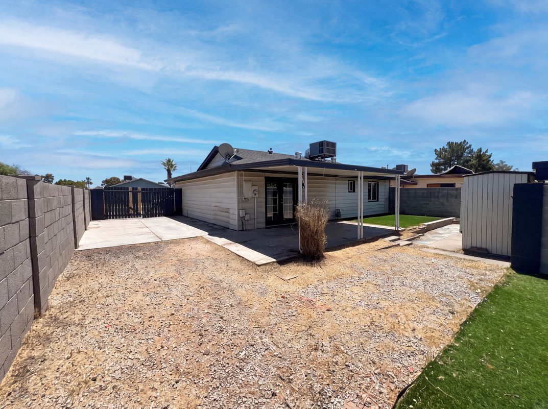 Photo 5 of 20 of 14838 N 33rd Dr, Phoenix, AZ