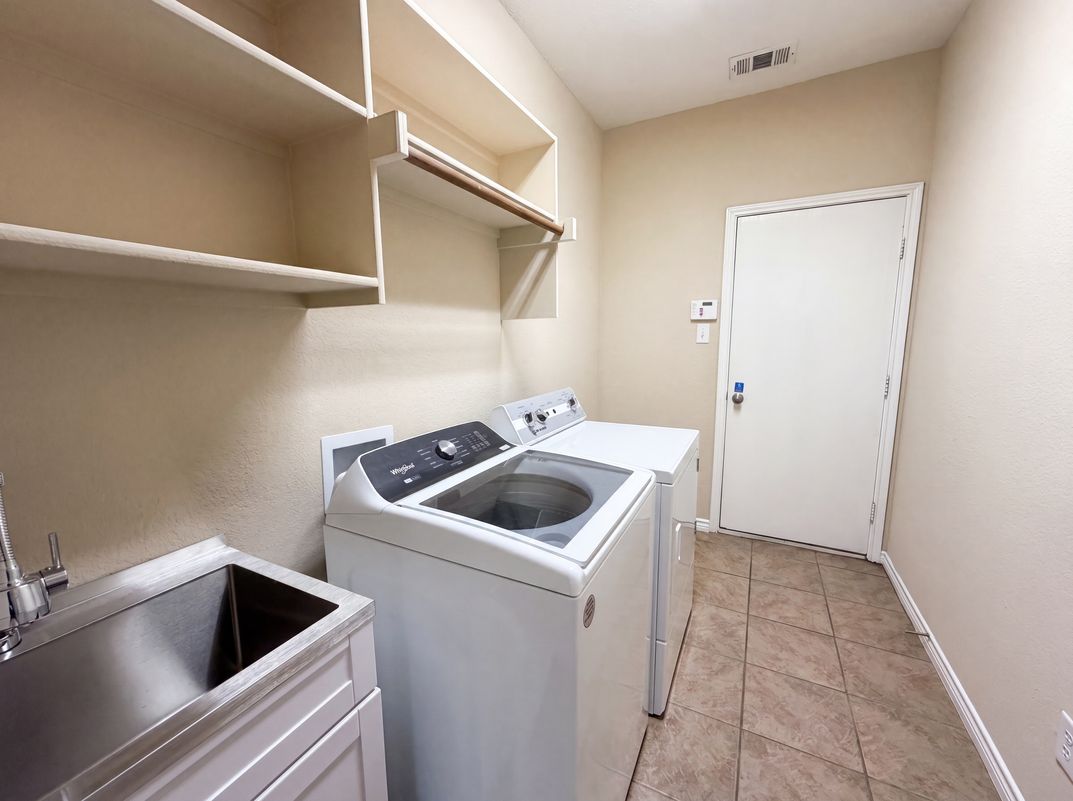 Photo 20 of 25 of 8613 Sunwood Ct, Fort Worth, TX