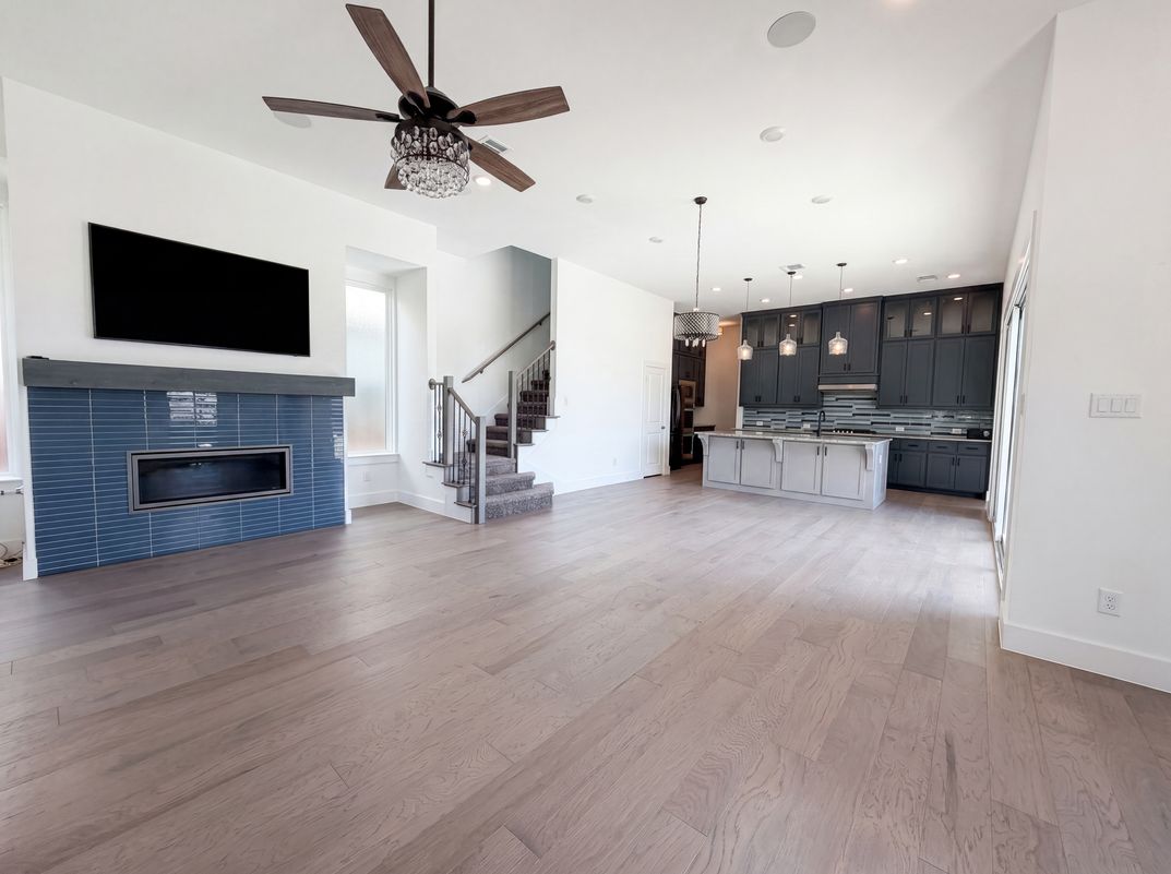 Photo 3 of 34 of 8200 Bethpage Dr, McKinney, TX