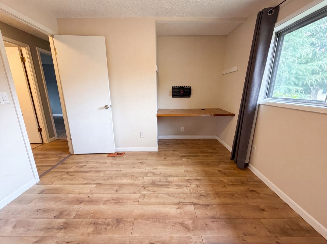 Photo 12 of 22 of 11530 SW Tigard Dr, Portland, OR
