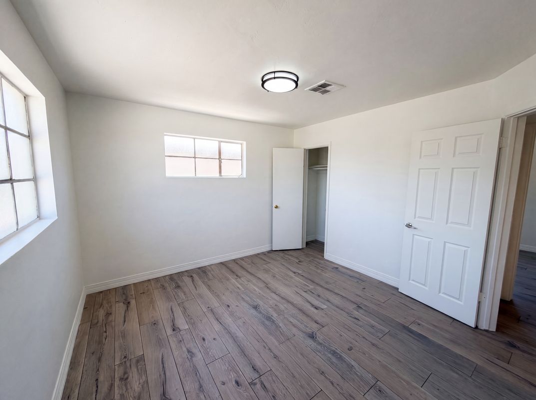 Photo 15 of 21 of 4505 W Clarendon Ave, Phoenix, AZ