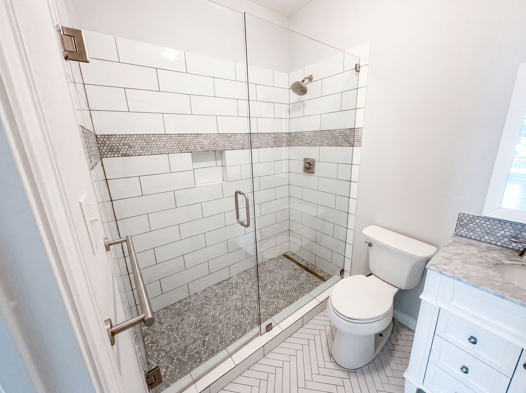 Photo 10 of 23 of 3105 Bridgewater Dr, Little Elm, TX