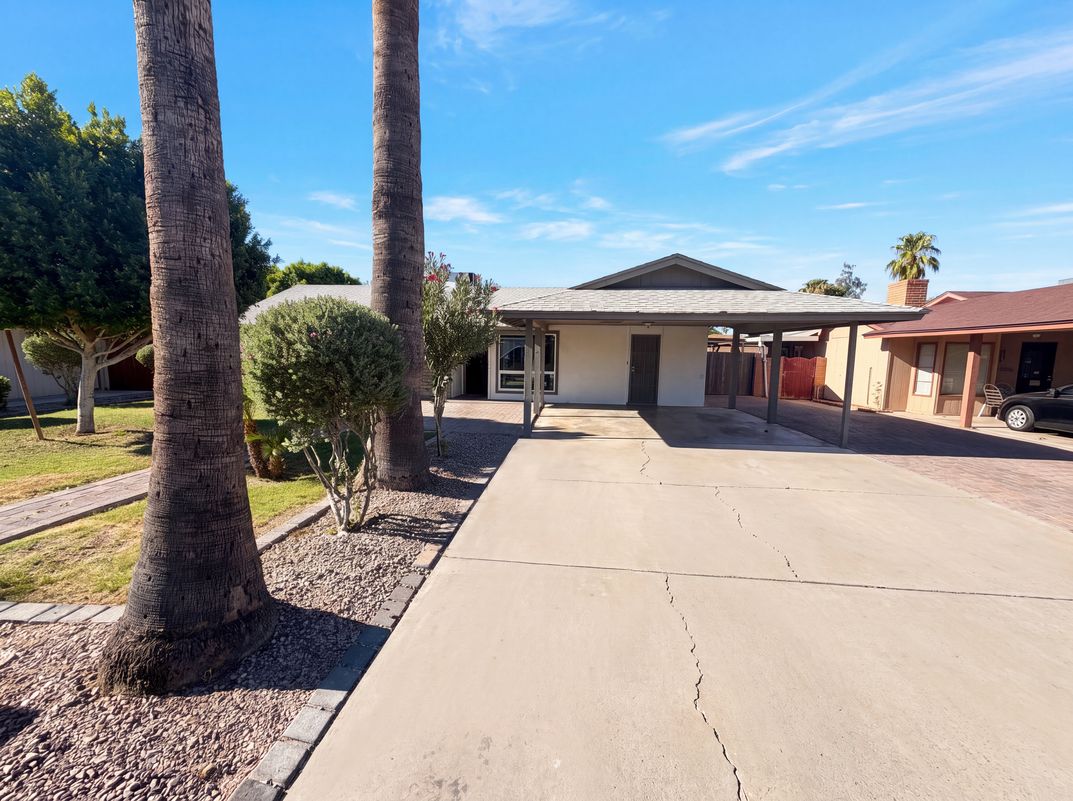 Photo 23 of 27 of 5617 W Hatcher Rd, Glendale, AZ
