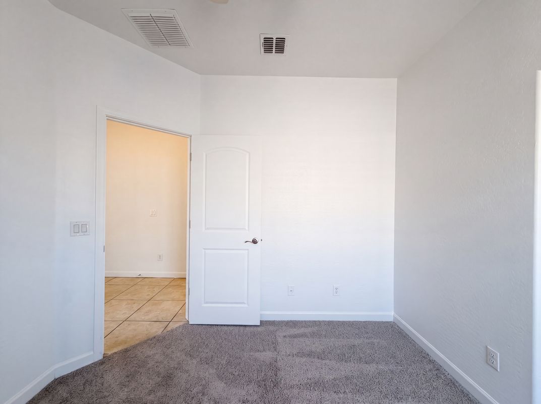 Photo 13 of 25 of 23866 W Ripple Rd, Buckeye, AZ