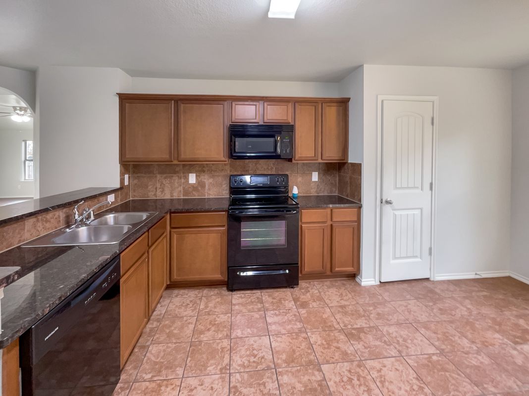 Photo 2 of 16 of 2052 Fair Weather Dr, Lancaster, TX