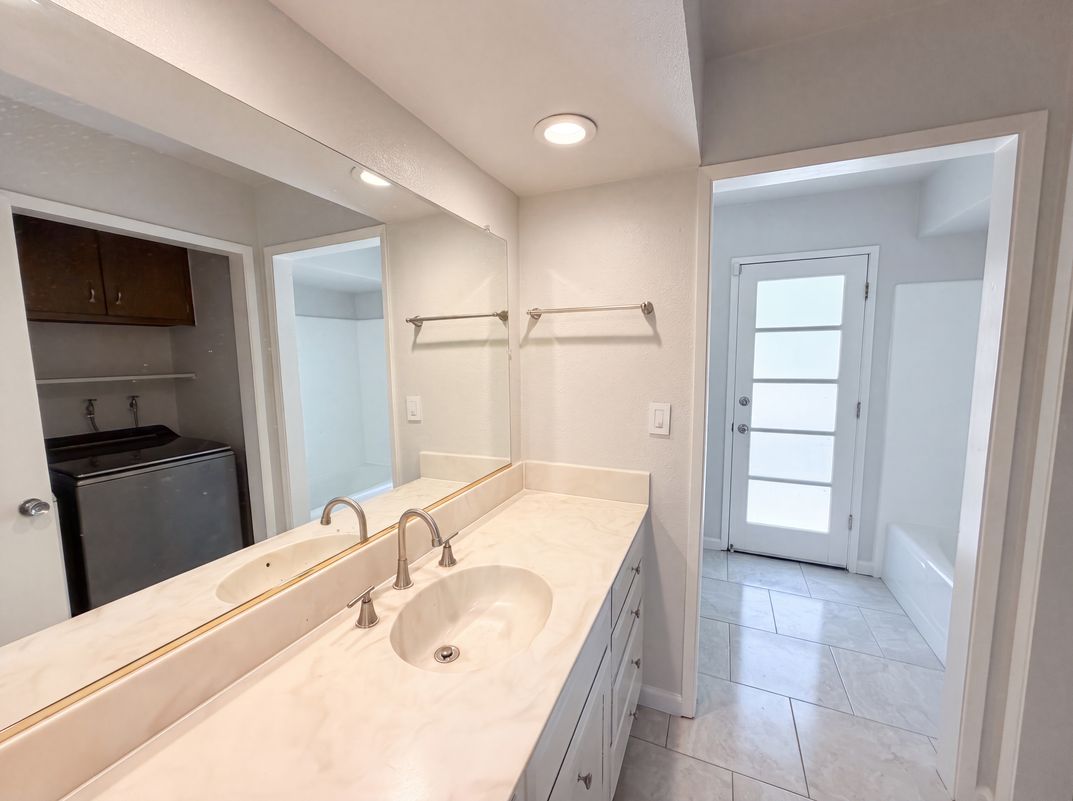 Photo 18 of 36 of 612 Tahos Rd, Orinda, CA
