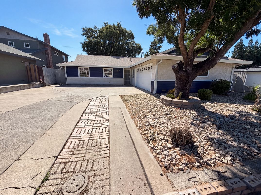 Photo 29 of 31 of 1422 Oakmont Dr, Roseville, CA