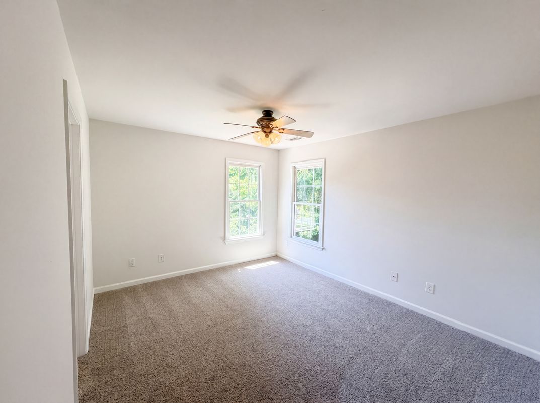 Photo 12 of 23 of 861 Windsor Creek Dr, Grayson, GA