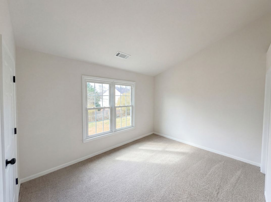 Photo 16 of 21 of 8141 Long Nook Ln, Charlotte, NC