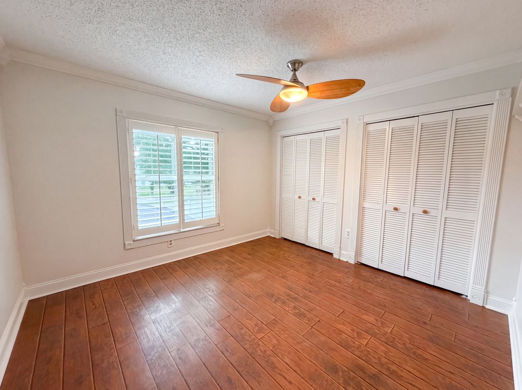 Photo 11 of 22 of 1701 Larabie Ct, Brandon, FL