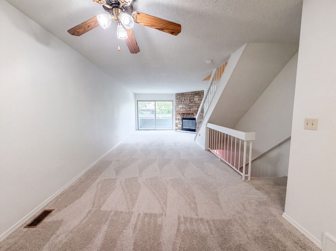 Photo 3 of 21 of 8733 W Cornell Ave, Lakewood, CO