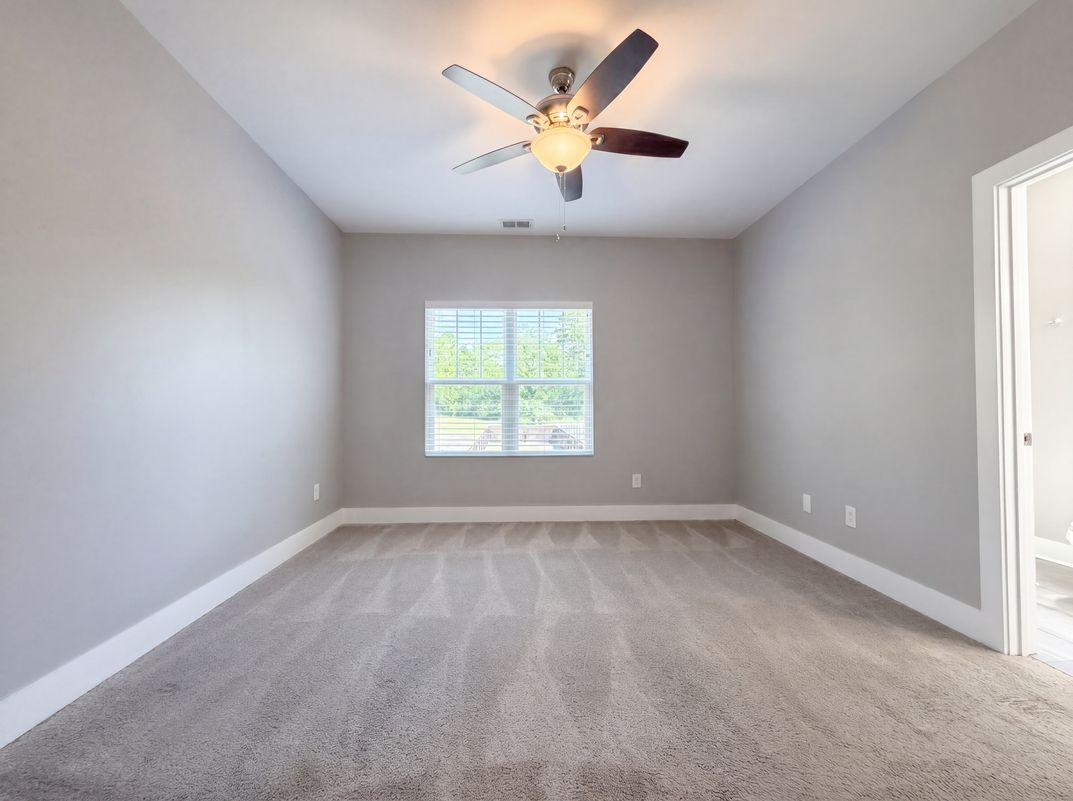 Photo 14 of 19 of 227A Hillcrest Dr, Madison, TN