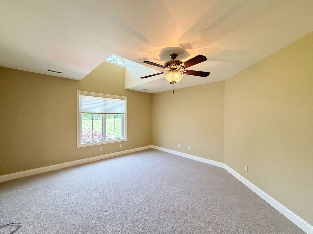 Photo 17 of 38 of 7087 Bridgetown Rd, Cincinnati, OH