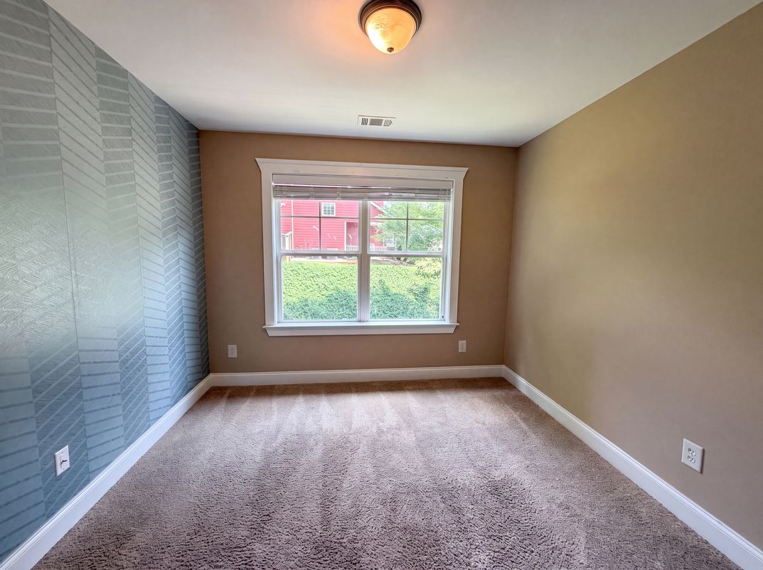 Photo 13 of 28 of 2983 Boulder Walk Ct SE, Atlanta, GA