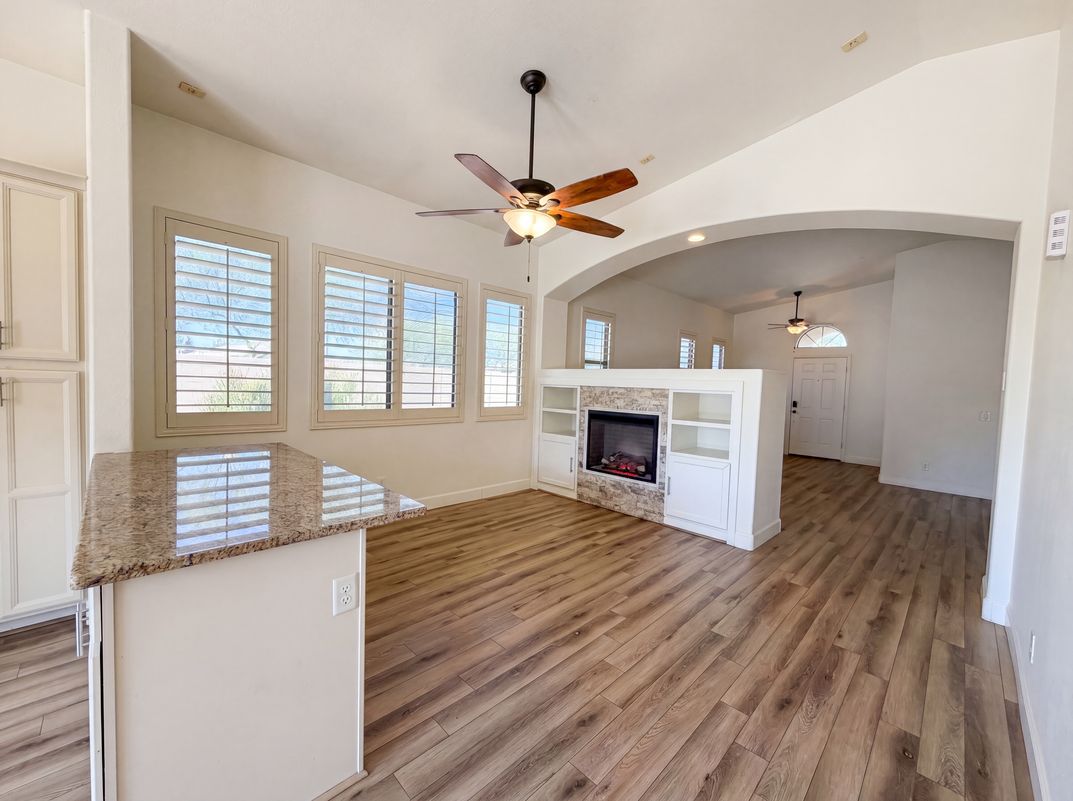 Photo 3 of 29 of 3951 E Timberline Rd, Gilbert, AZ