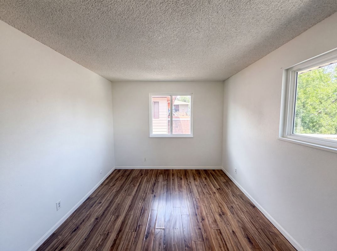 Photo 11 of 18 of 9867 Lane St, Thornton, CO