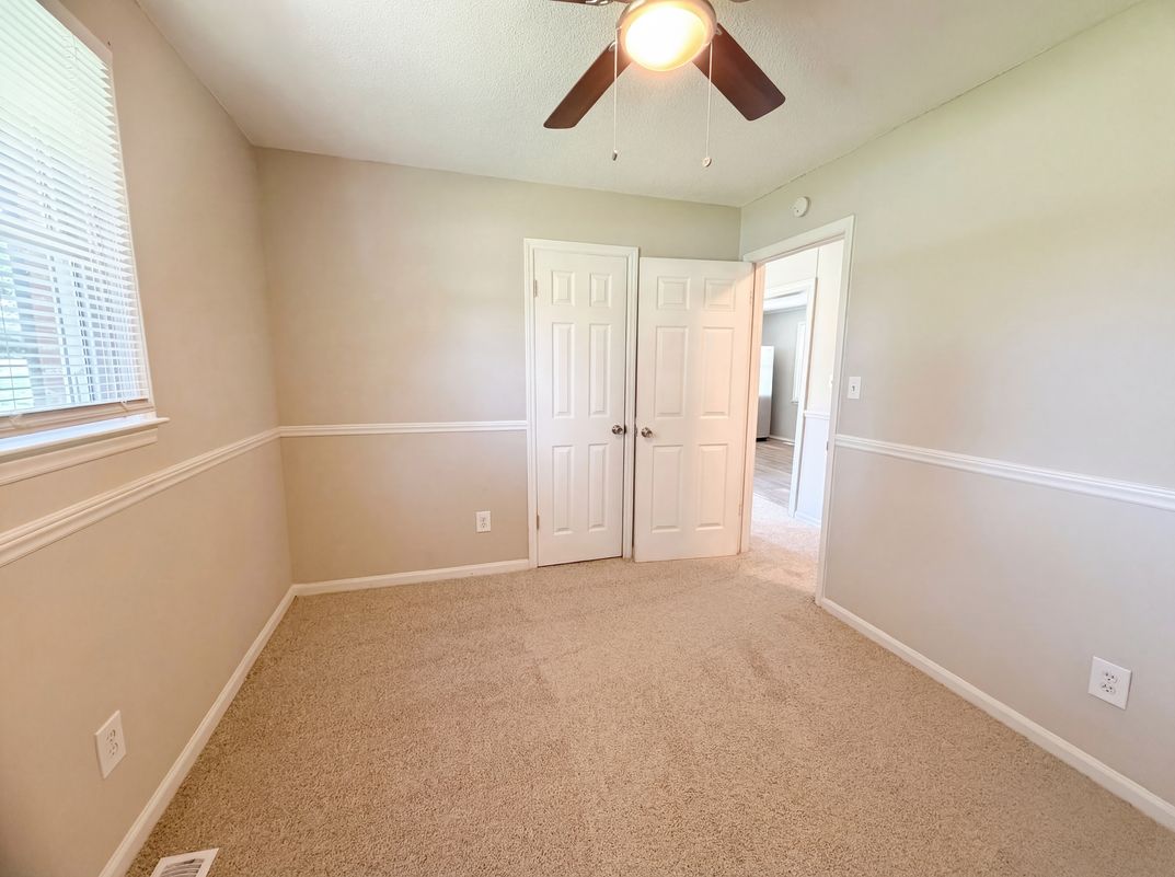 Photo 4 of 17 of 4402 Ginger Dr, Gastonia, NC