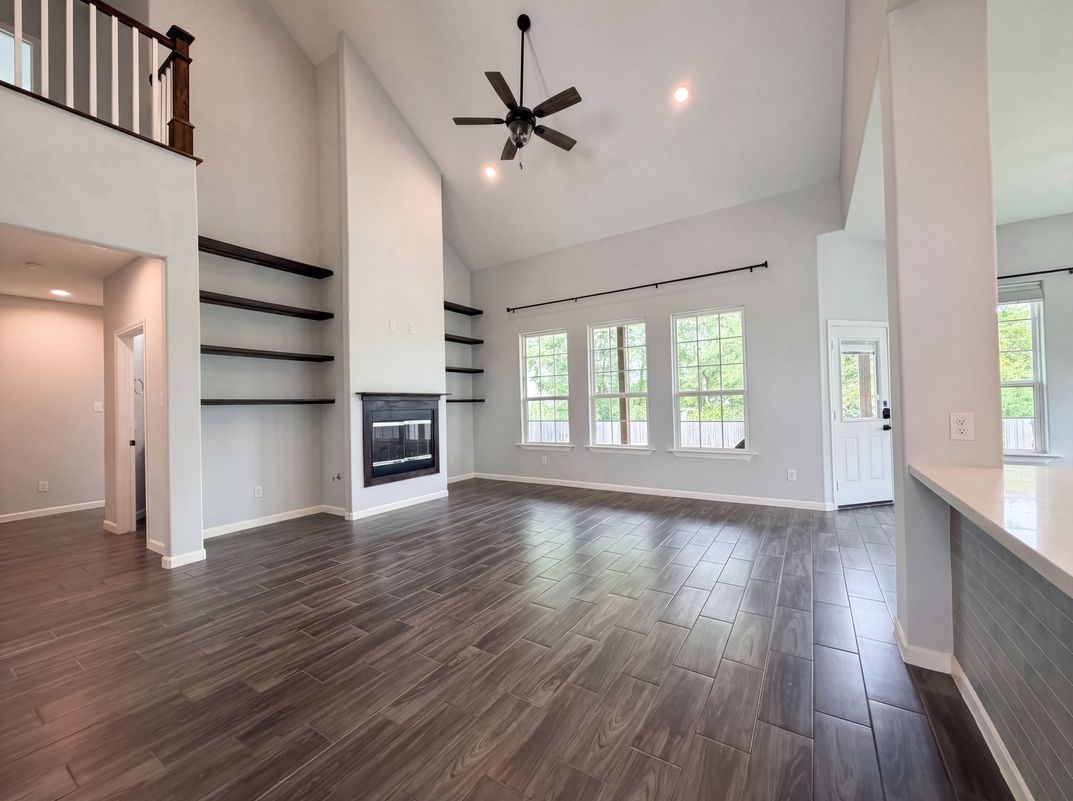 Photo 3 of 24 of 40406 Mostyn Dr, Magnolia, TX