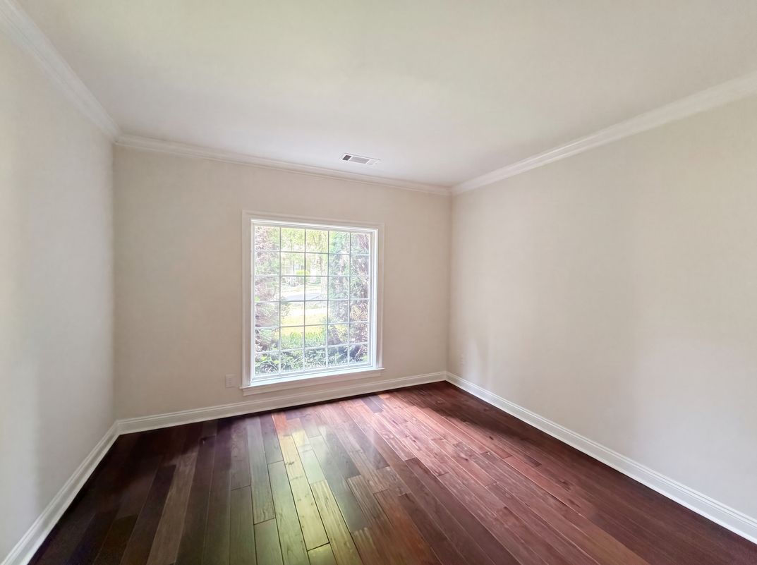Photo 15 of 23 of 6420 Torrence Trace Dr, Huntersville, NC