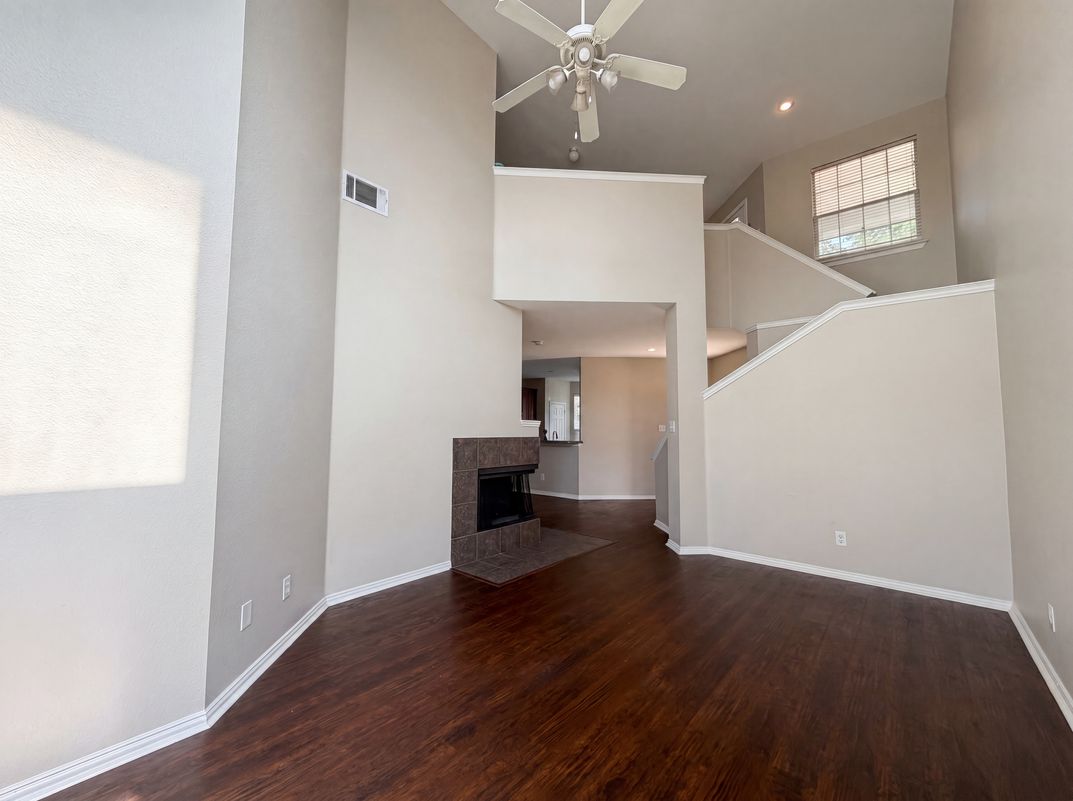 Photo 6 of 30 of 1414 Kingston Pl, Providence Village, TX