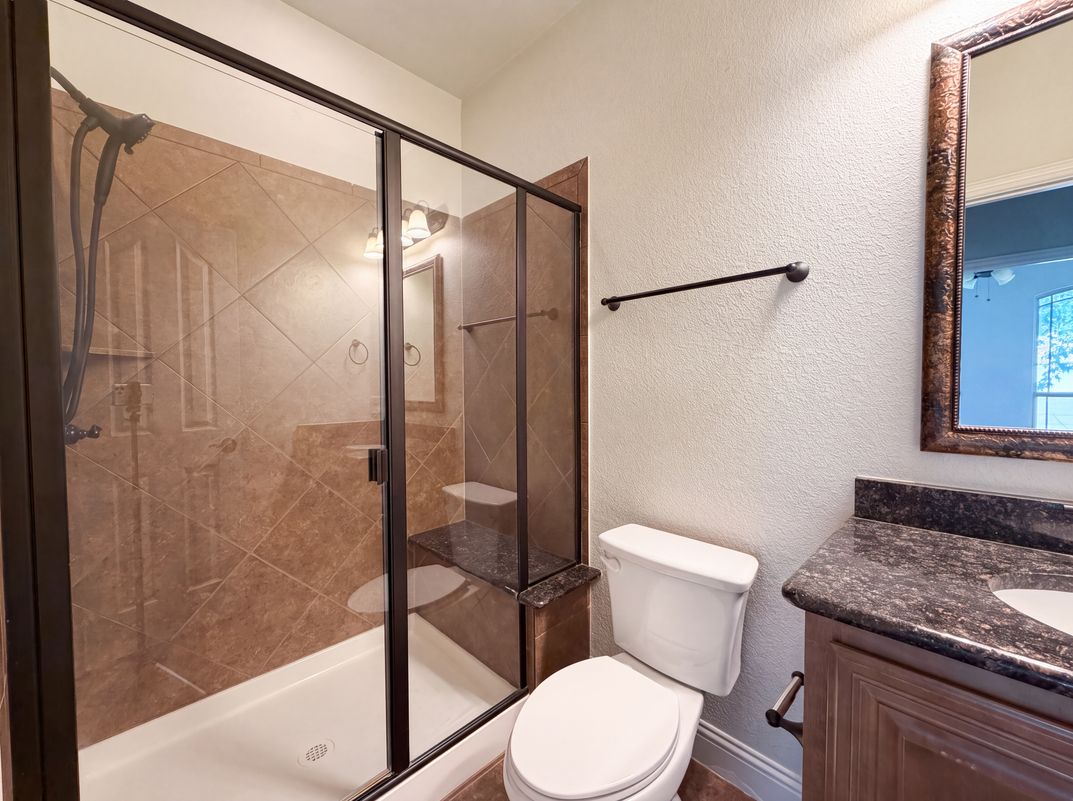 Photo 10 of 22 of 830 Graham Dr, Burleson, TX