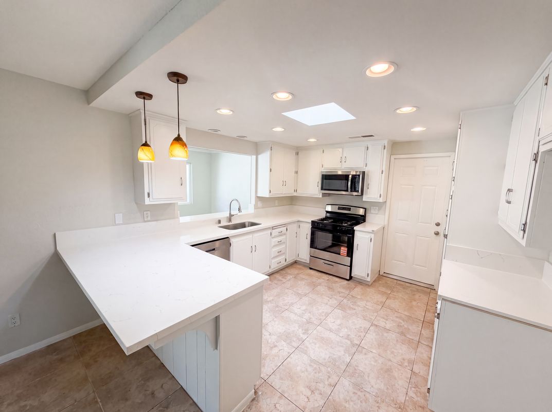 Photo 8 of 23 of 54804 Martinez Trl, Yucca Valley, CA