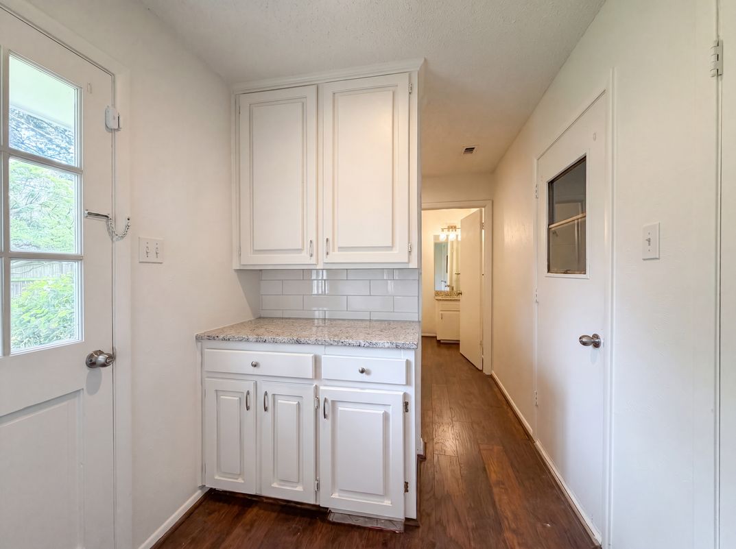 Photo 19 of 23 of 4612 Kenway Ct, Fort Worth, TX